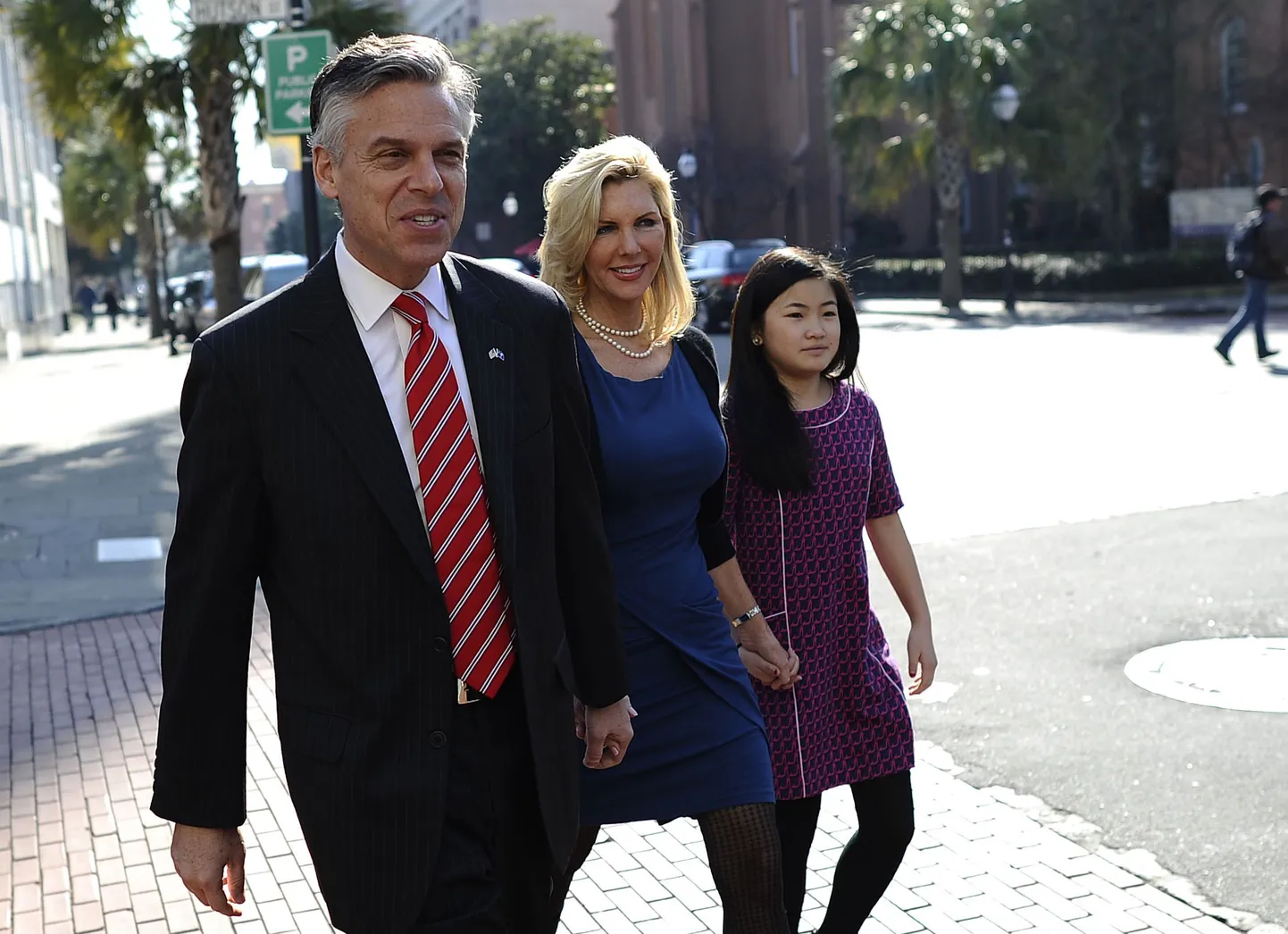 Jon Huntsman koos abikaasa Mary Kaye ja tütar Gracie'ga.