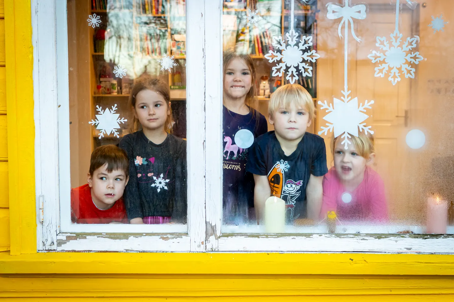 JÕULUJUTUD: Saarte Häälega vestlesid Uku Aleksander, Madli Sofie, Adeele, Oskar, Liisa.
MAANUS MASING