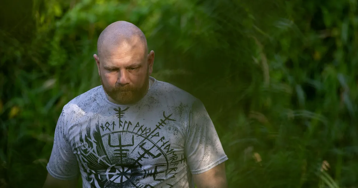 VETERANI AVALIK KIRI ⟩ Rohkem kui kord aastas – me ei palu kellegi eemaldamist, vaid kohta nende kõrvale
