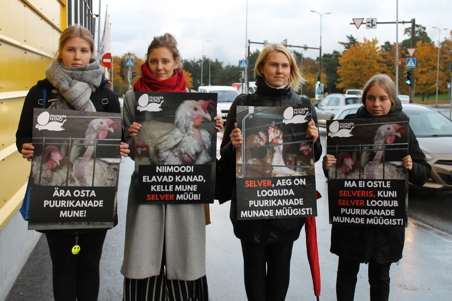 MTÜ Nähtamatud Loomad korraldab seni suurima meeleavalduse puurikanade kaitseks.
