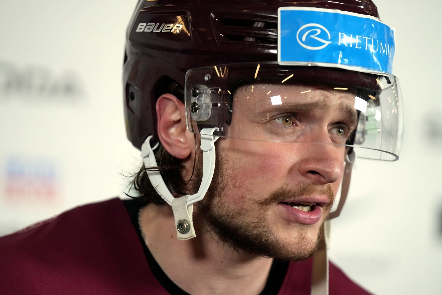 Latvijas hokejists Sandis Smons