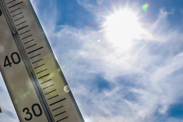 Termomeeter näitab ligi 40-kraadist temperatuuri