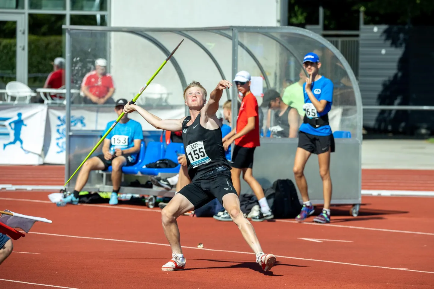 Eesti noorte mitmevõistluste kulla maakonna uue rekordiga võitis Tristan Konso kodusel Rakvere staadionil.