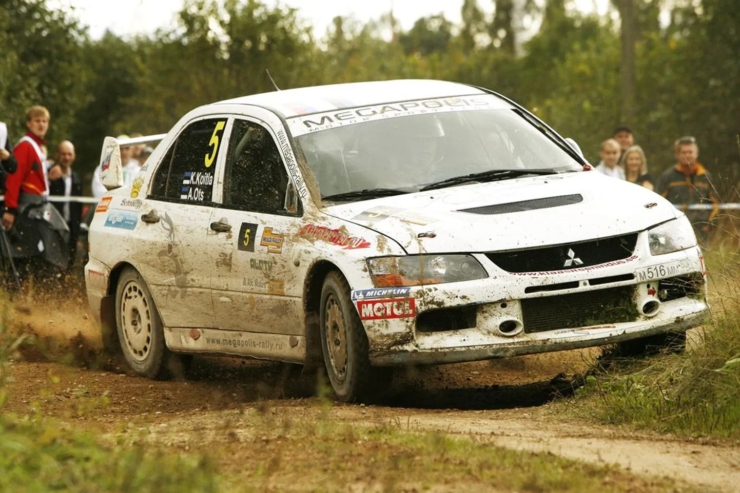 Kaspar Koitla ja Andres Ots Mulgi rallil kihutamas.