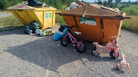 LAMBID, AUTODE VARUOSAD, JALGRATTAD ⟩ Pihtla ja Vanamõisa pakendipunktid on osavalla kõige hullemad