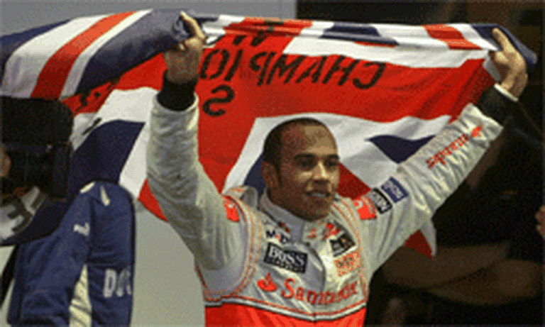 2008. gada 2. novembris, Riodežaneiro. Pasaules čempions Lūiss Hamiltons no "McLaren-Mercedes". 