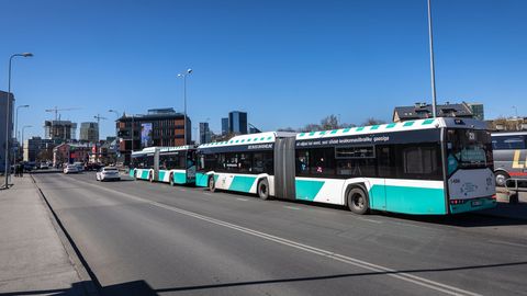 В Таллинне женщина попала под колеса автобуса