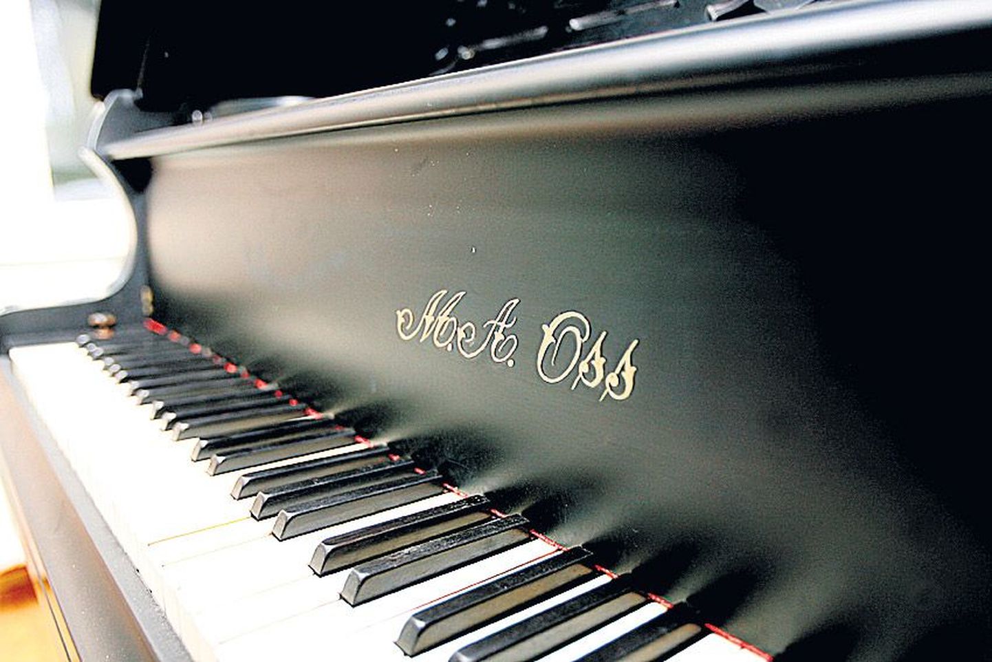 Klaver on valminud Mihkel Aleksander Ossi töökojas Tartu kesklinnas.