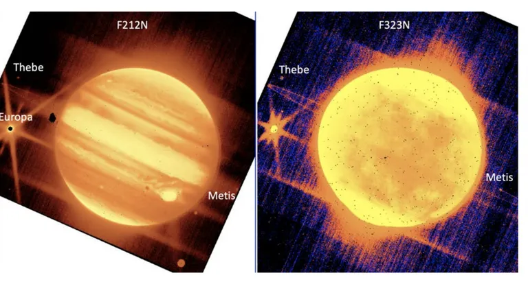 Kaks James Webb'i teleskoobi infrapunakaamera pilti Jupiterist, millel näha ka kolm selle kuud. Vasakpoolne pilt tehtud 2120 nanomeerilise filtriga ja parempoolne 3230 nanomeetrilise filtriga.