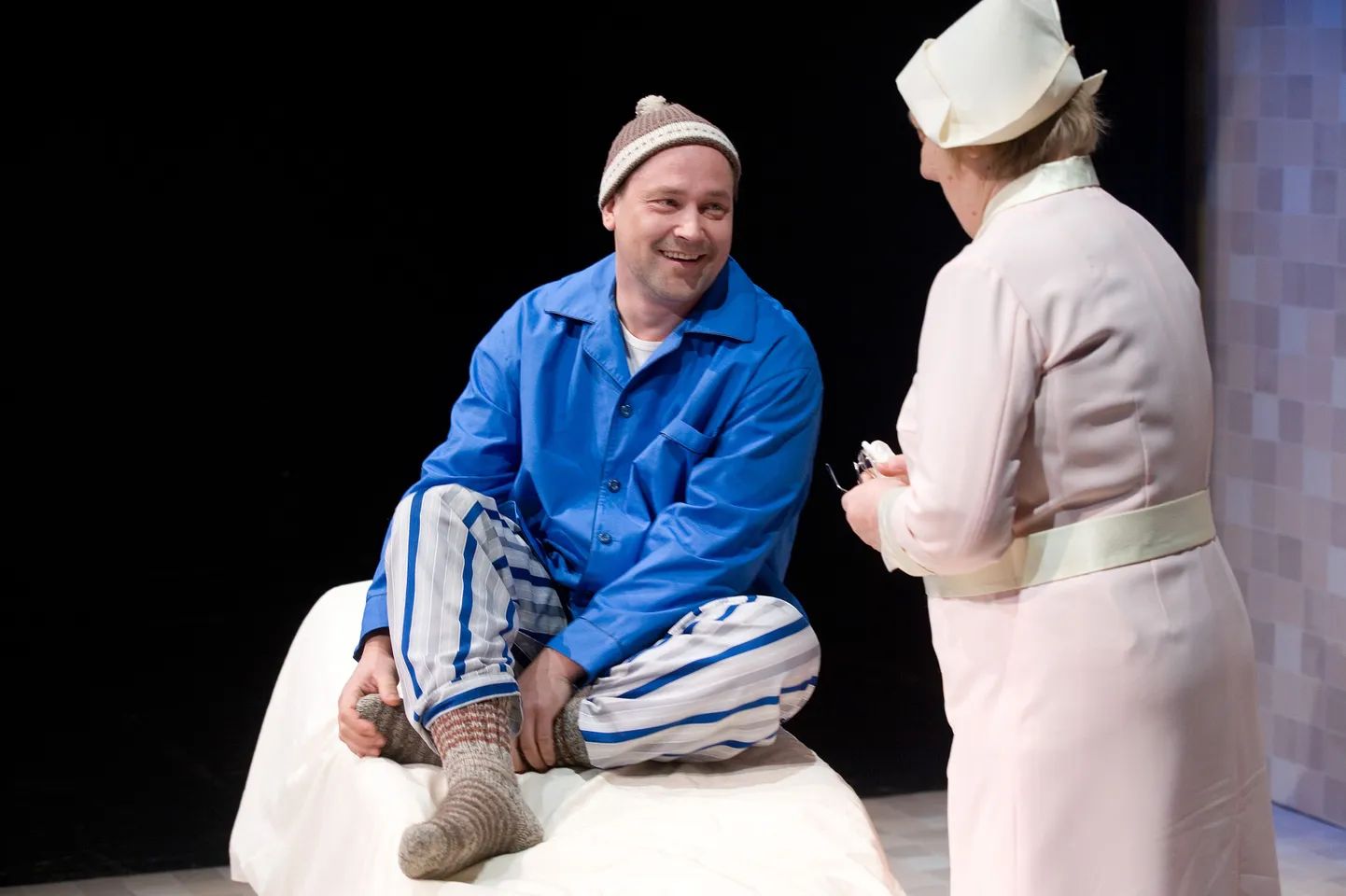 Rakvere teatri etendus “Oscar ja Roosamamma: kirjad Jumalale”.