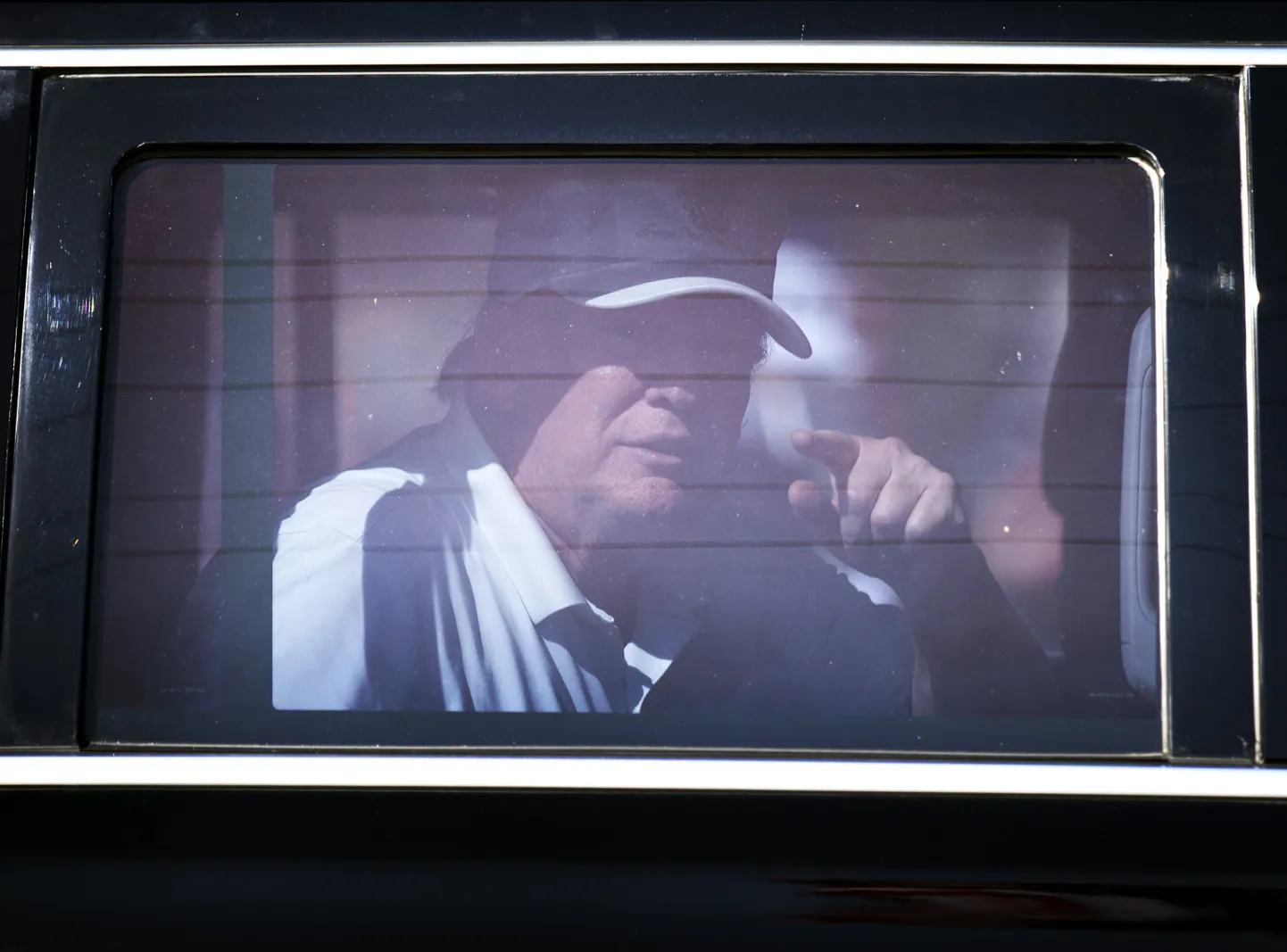 USA endine president Donald Trump sõitmas Floridas Palm Beachil