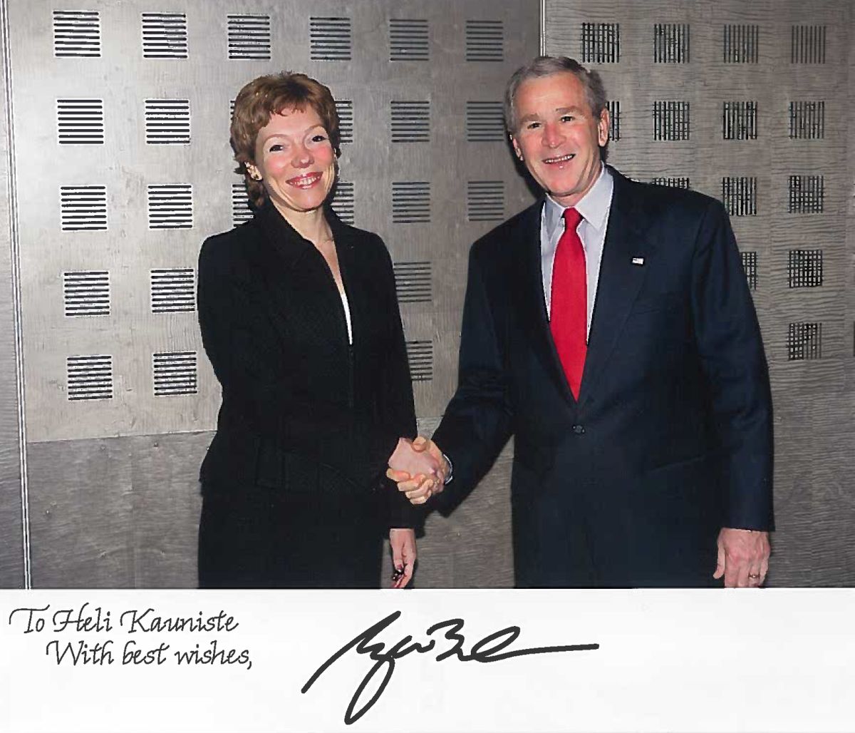 Хели Каунисте и Джордж Буш.