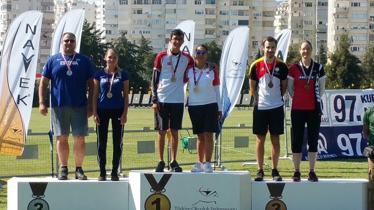 Vibulaskjad Reena Pärnat ja Tanel Kaasik võitsid Türgis Antalyas rahvusvahelisel turniiril hõbemedali.