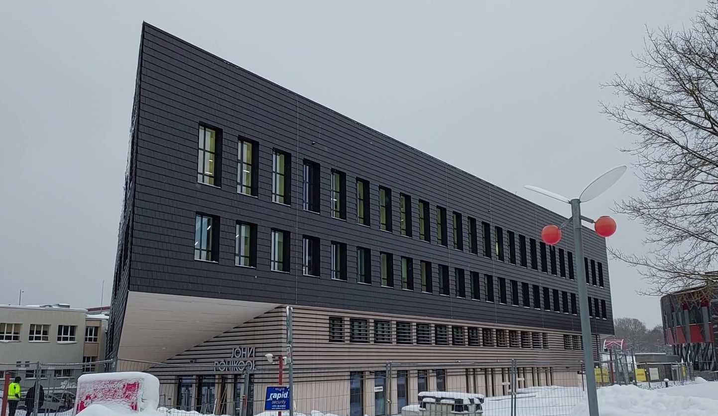 Новое здание Йыхвиской основной школы.