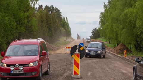 Где находится самая ровная дорога Эстонии?