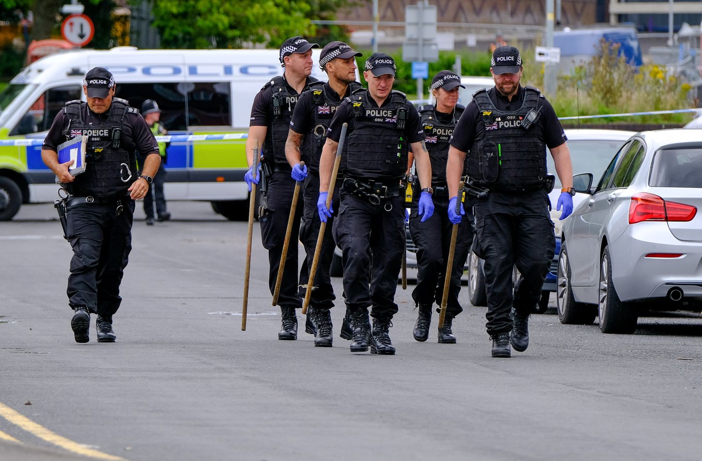 Британская полиция на улице Бирмингема.