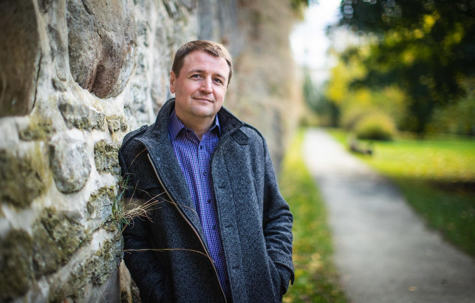 Eduard Odinets küsib keelekümbluse kohta ministrilt aru