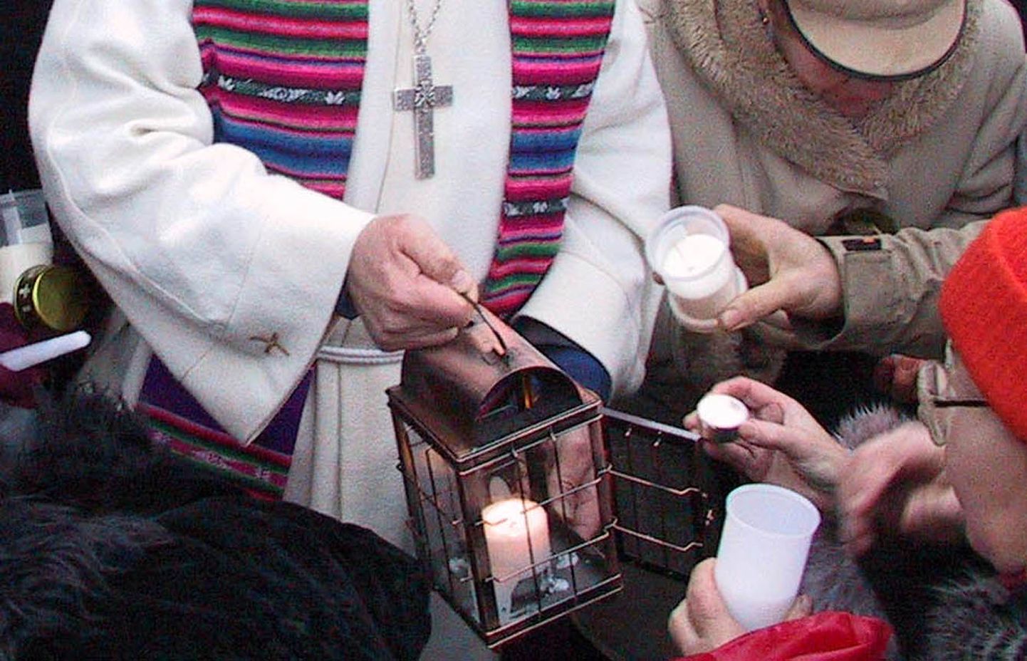 В воскресенье по всему уезду зажжется первая свеча адвента.