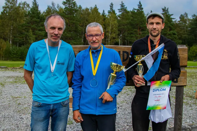 Vasakult Ain Koplimäe, Marek Kolk, Siim Sooäär