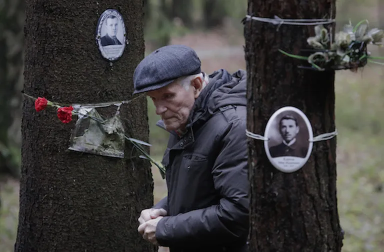 Левашовская пустошь, мемориальное кладбище под Санкт-Петербургом, место массовых захоронений репрессированных в годы Большого террора, 30 октября 2017