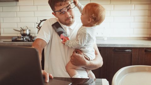 Koroonaviirust aitavad kahjutuks muuta nii suuvesi kui beebišampoon. Koroonaviirust aitavad kahjutuks muuta nii suuvesi kui beebišampoon.