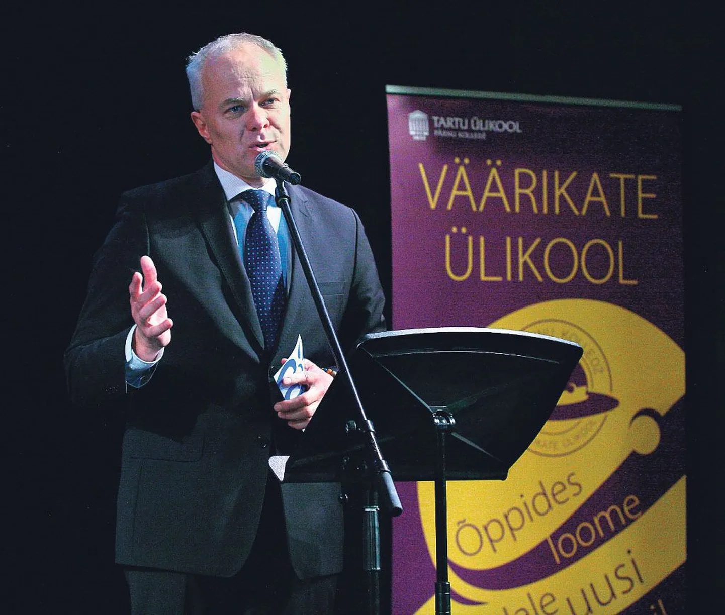 Toomas Kivimägi pooldas väärikate ülikoolis vajaduspõhist matusetoetust.