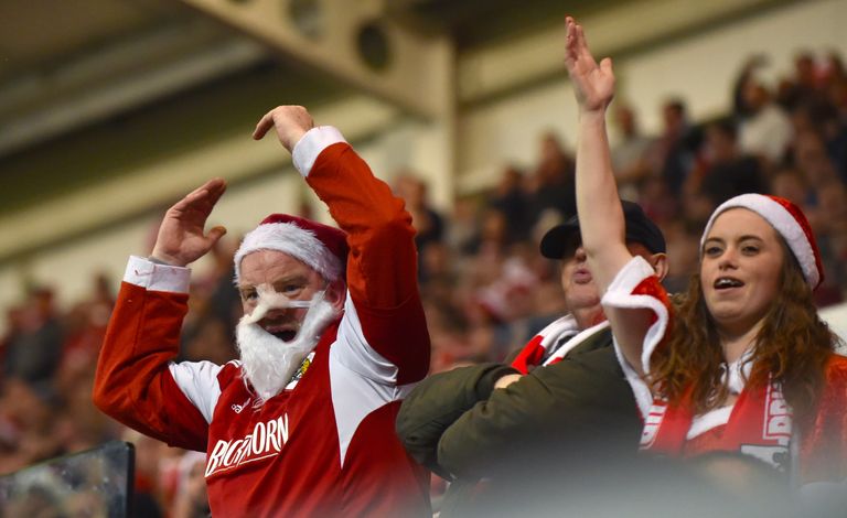 Bristol City toetajad said varajase jõulukingi.