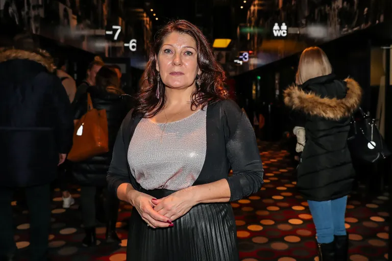 Eesti kinodesse jõudis Soome film «Kuues kord» kus roll ka meie armastatud muusikul Stig Rästal. Filmi režissöör Maarit Lalli.