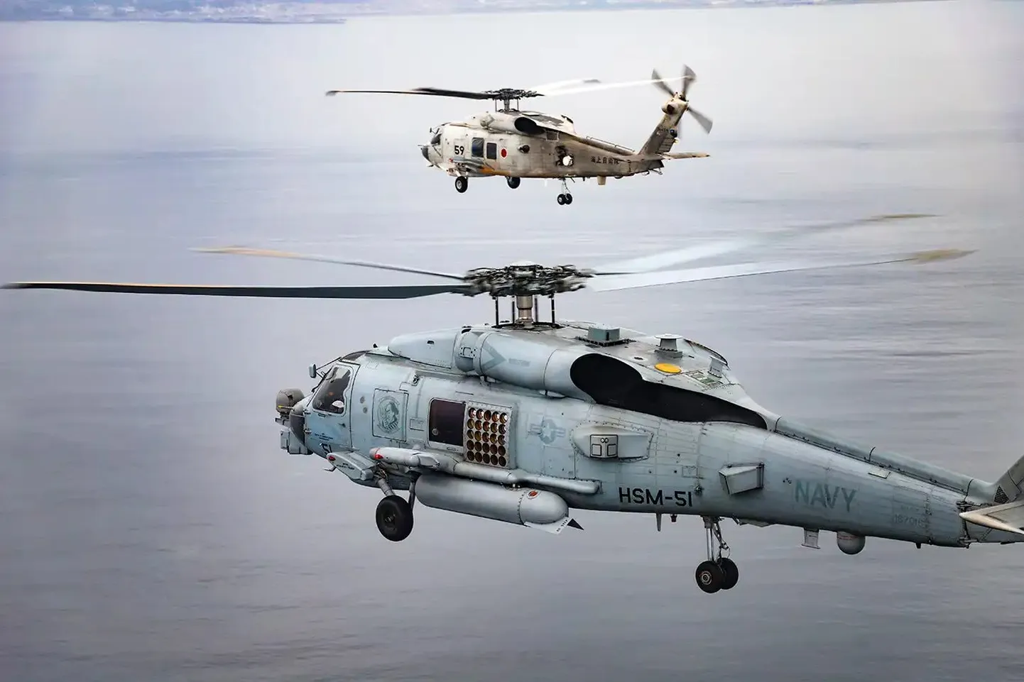 Japānas militārie helikopteri. Ilustratīvs attēls.