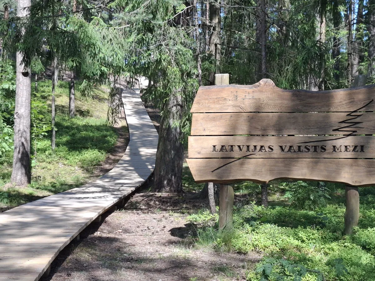Plieņciema kāpas taka Engures pusē.