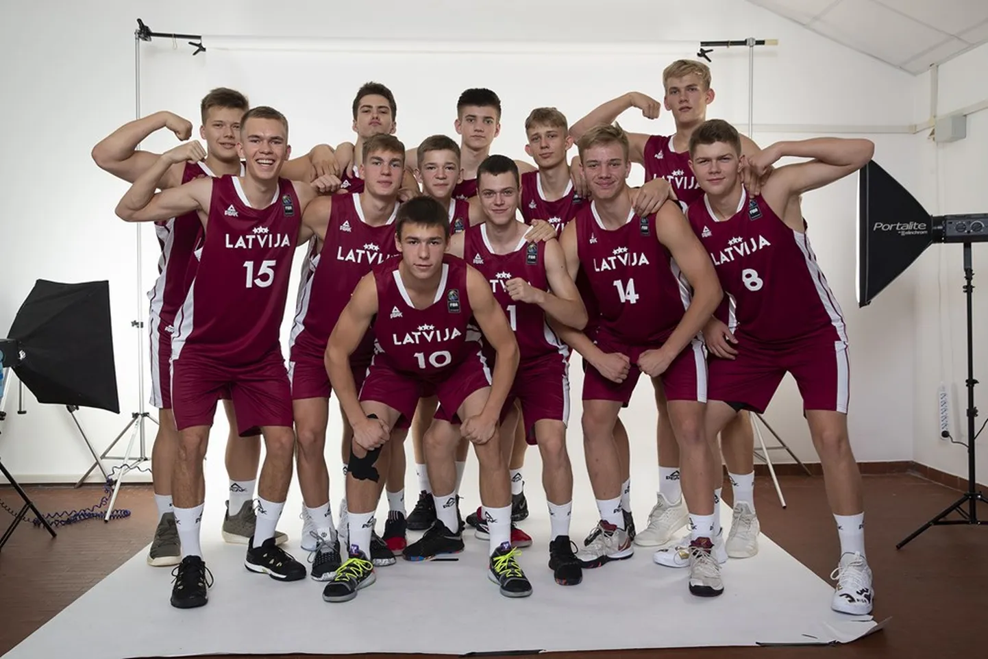 Latvijas U-16 basketbola izlase.