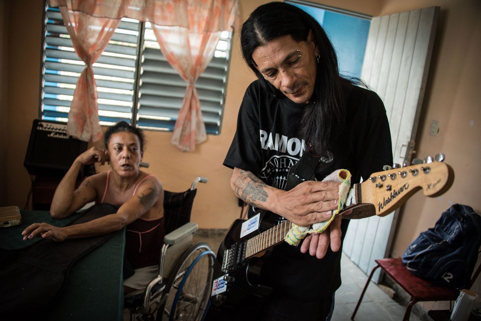 Yohandra ja Gerson oma kodus endises Pinar del Rio AIDSi kliinikus.