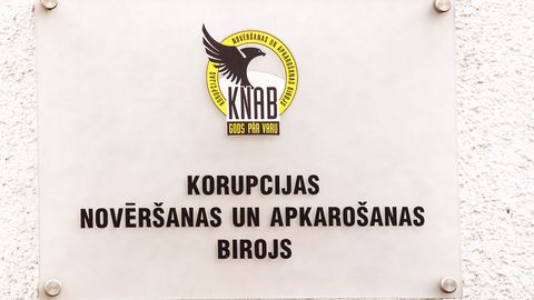 V Latviji aretirali dve osebi zaradi poskusa podkupovanja uradnika v imenu ruskega državljana
