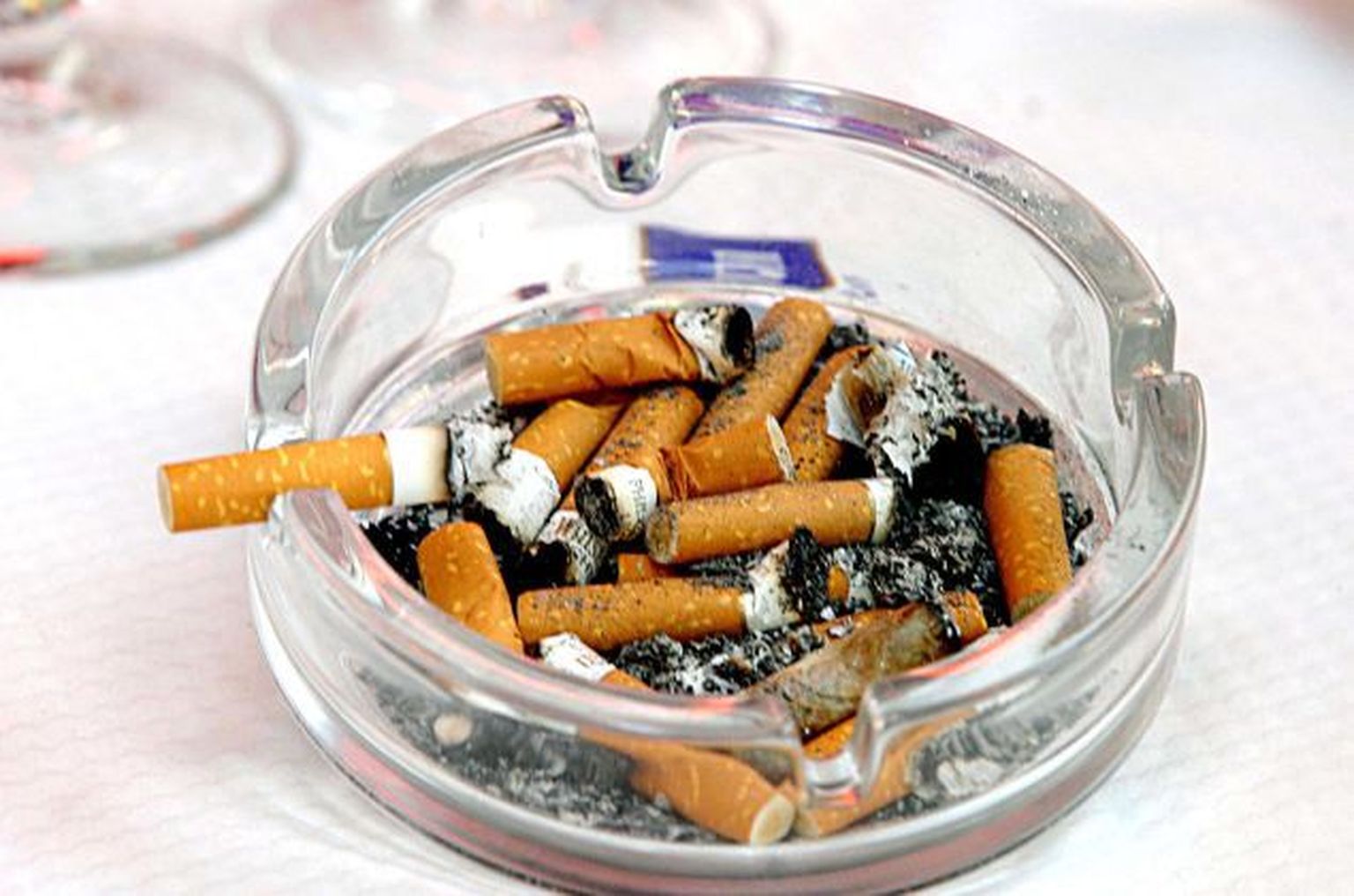 Tuhatoos sigaretikonidega