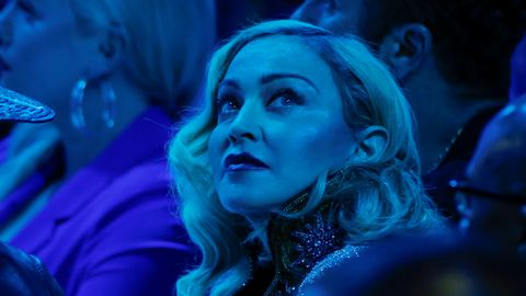 Мадонна влезла в скандал с недееспособной Бритни Спирс
