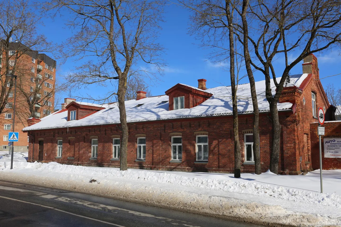 Võru linn sai toetust F. R. Kreutzwaldi 55 teisel korrusel asuva kümne eluruumi seisukorra parandamiseks.