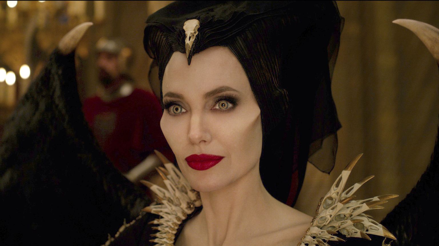 Angelina Jolie filmis «Maleficent: Mistress of Evil»