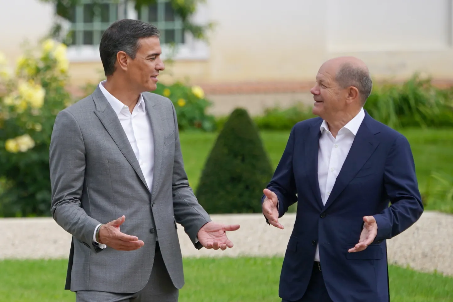 Hispaania peaminister Pedro Sánchez ja Saksamaa liidukantsler Olaf Scholz.