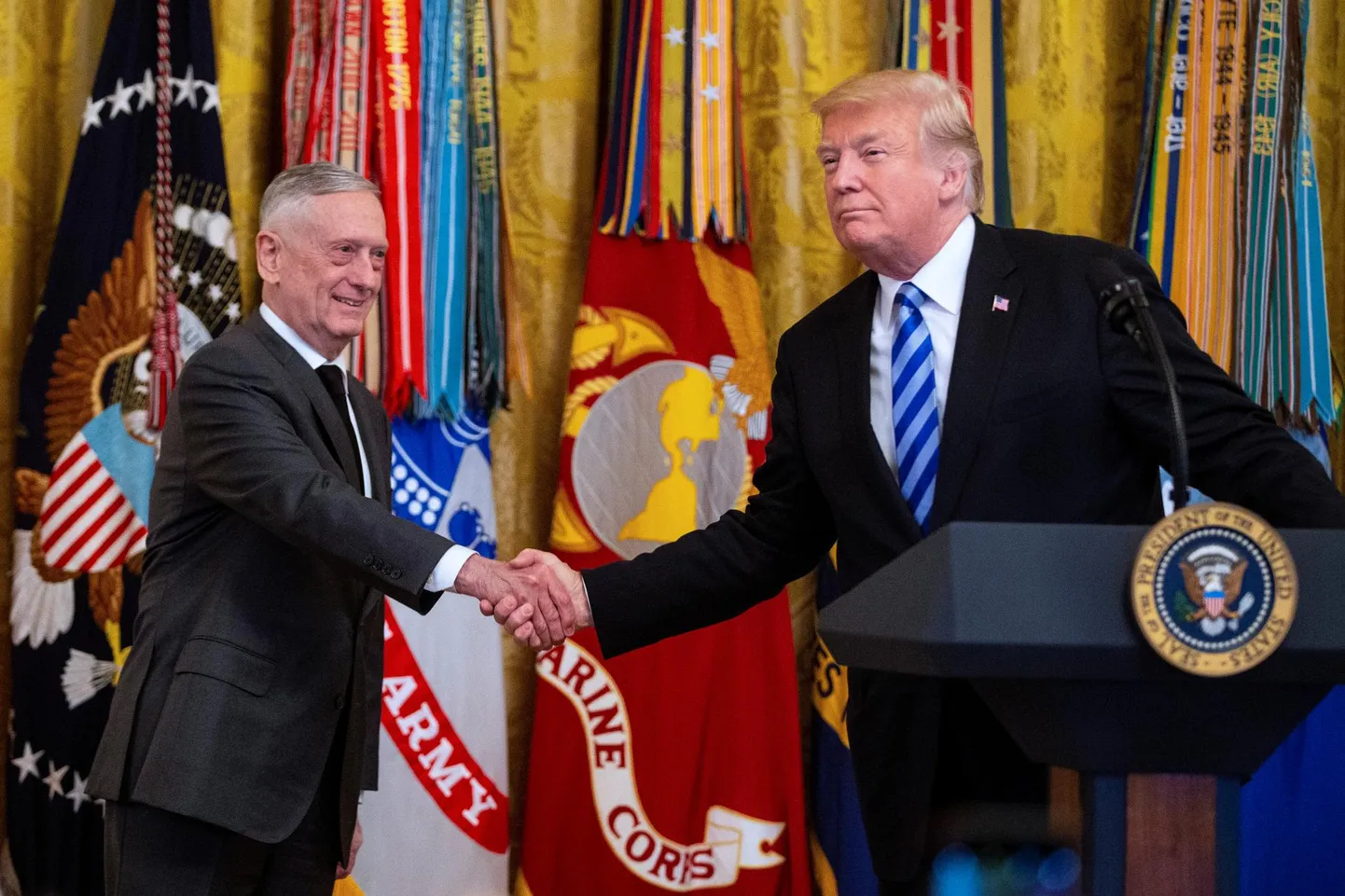 Ameerika Ühendriikide kaitseminister James Mattis ja president Donald Trump oktoobris Valges Majas.