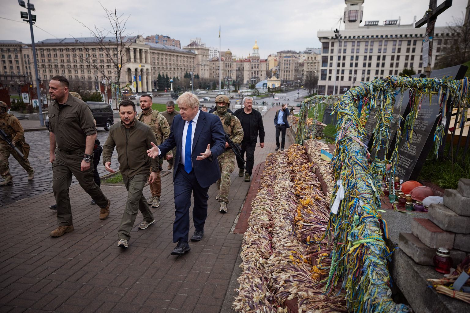 Ukraina president Volodõmõr Zelenskõi ja Briti peaminister Boris Johnson 9. aprillil Kiievis.
