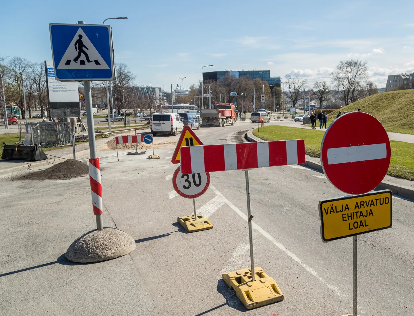Esmaspäeval suletakse Rannamäe tee lõik Pika tänava ja Väike Rannavärava vahel.