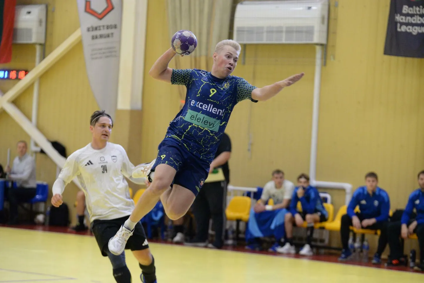 Viljandi HC suurimaid väravakütte on Hendrik Koks.