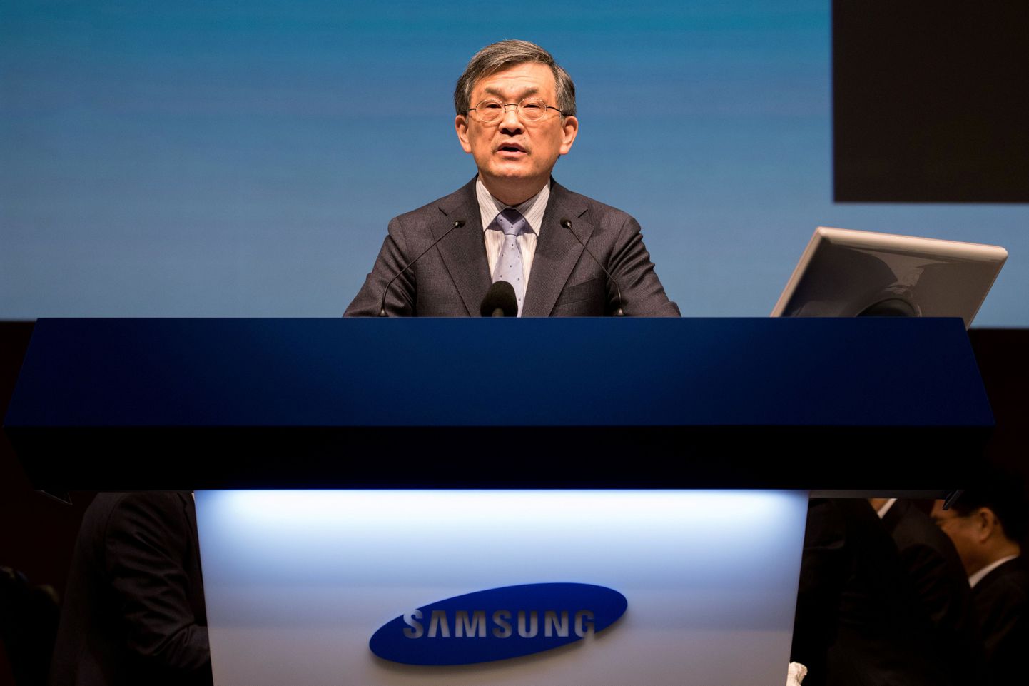 Samsungi tegevjuht Kwon Oh-Hyun loobus ametist.
