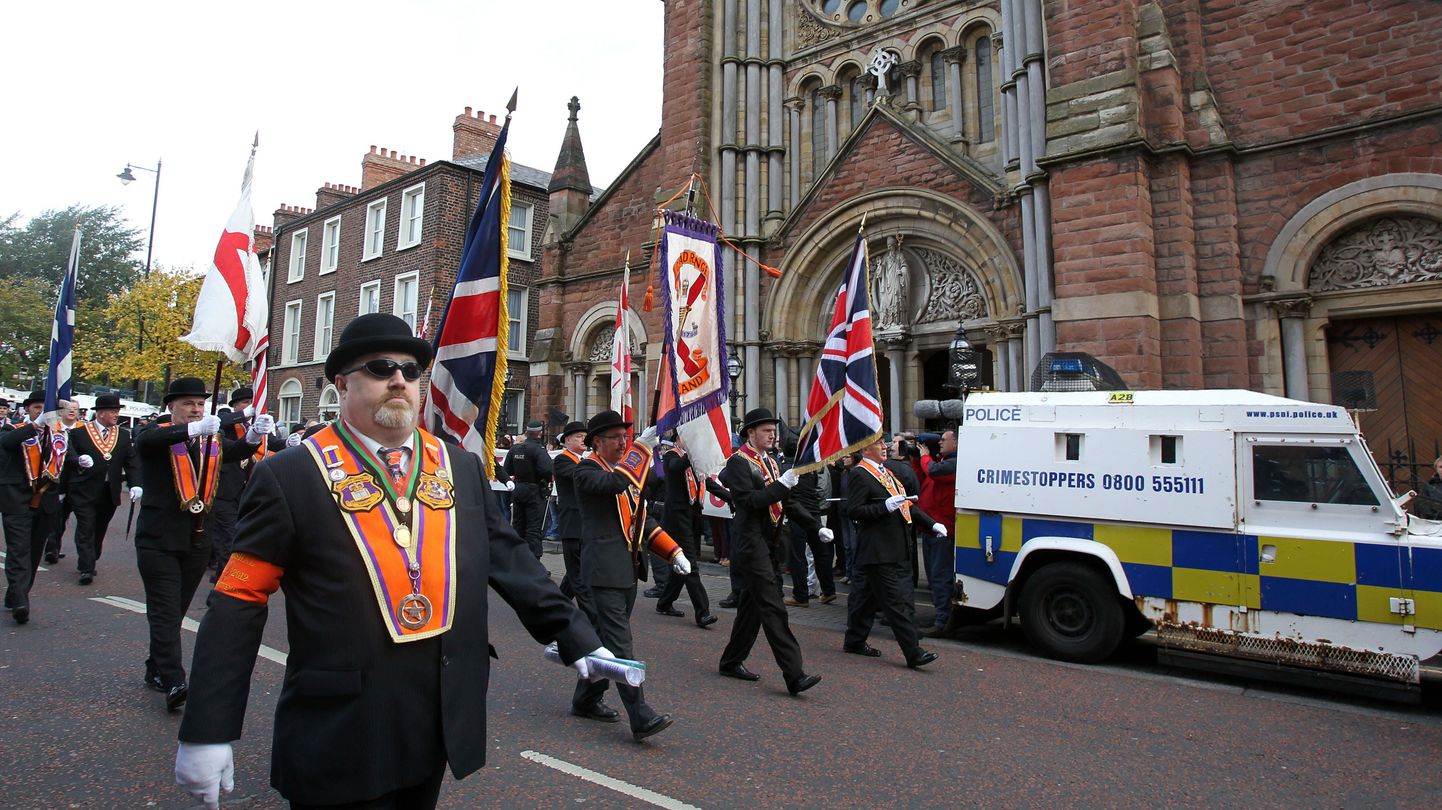 Britimeelsete protestantide paraad Belfastis.