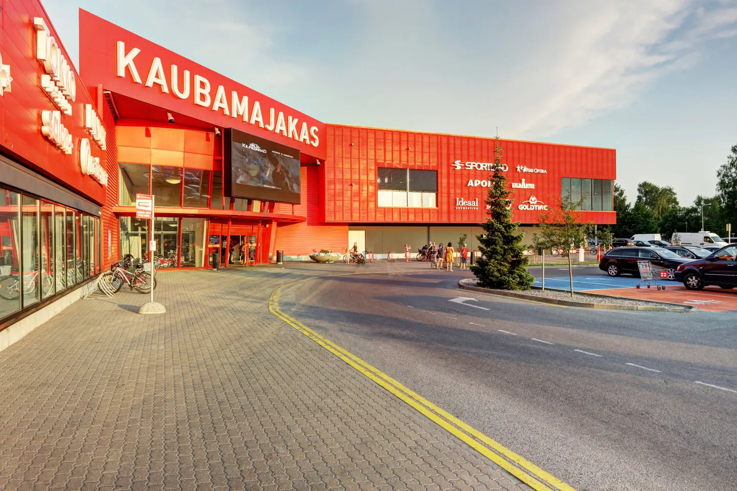 Valitsuse otsuse kohaselt suletakse alates 27. märtsist kaubanduskeskused järgnevaks kaheks nädalaks.