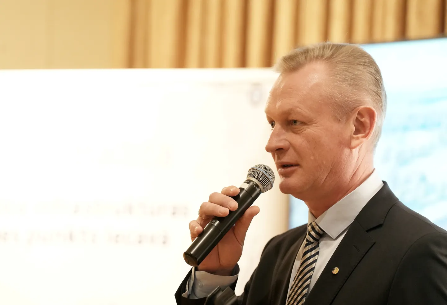 Aivars Mačeks.