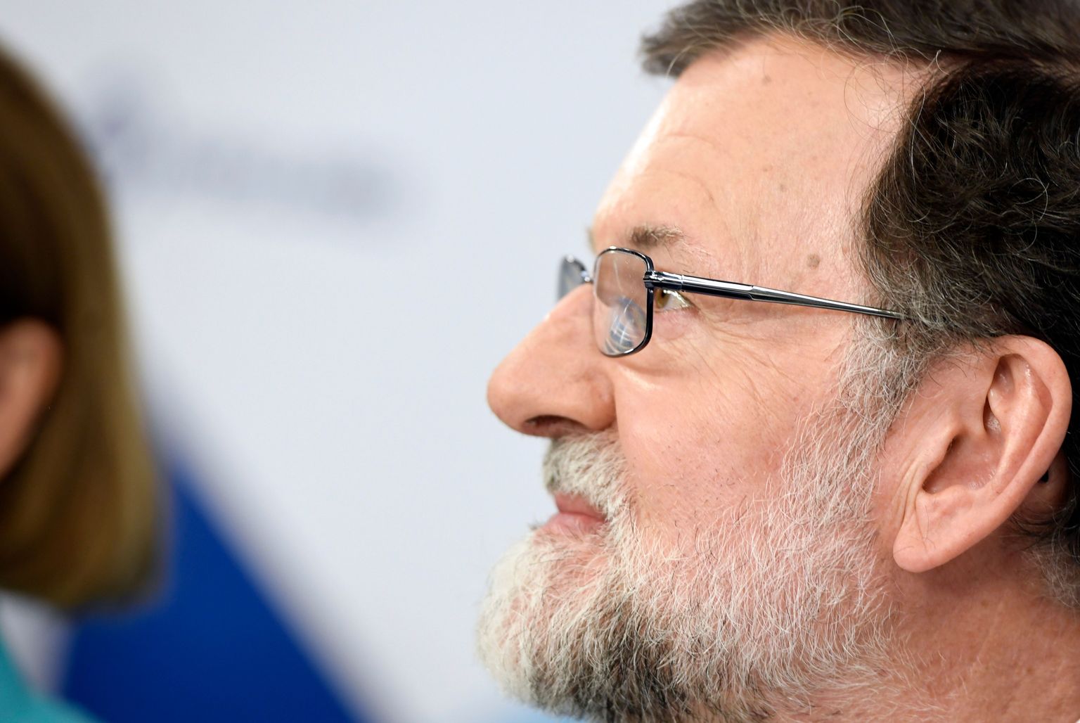 Endine Hispaania peaminister Mariano Rajoy teatas Rahvapartei juhi kohalt taandumisest täna erakonna peakorteris Madridis.