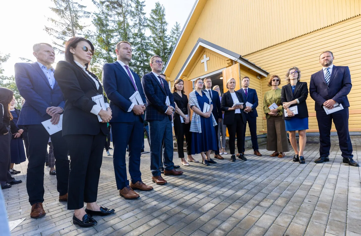 Valitsuse väljasõiduistung Põgari palvemajas.