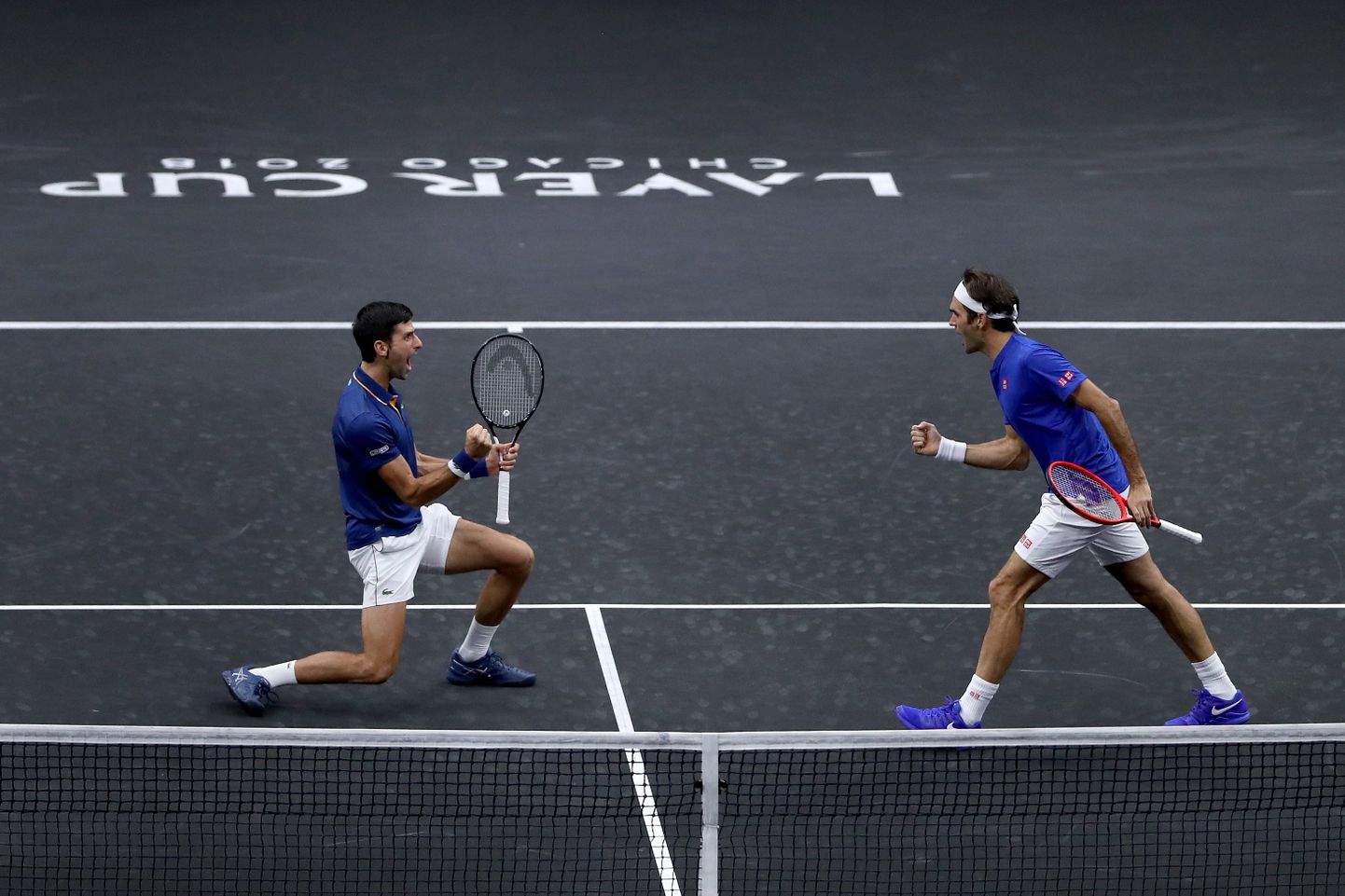 Roger Federeri ja Novak Djokovici ei näe just iga päev samal pool võrku.
