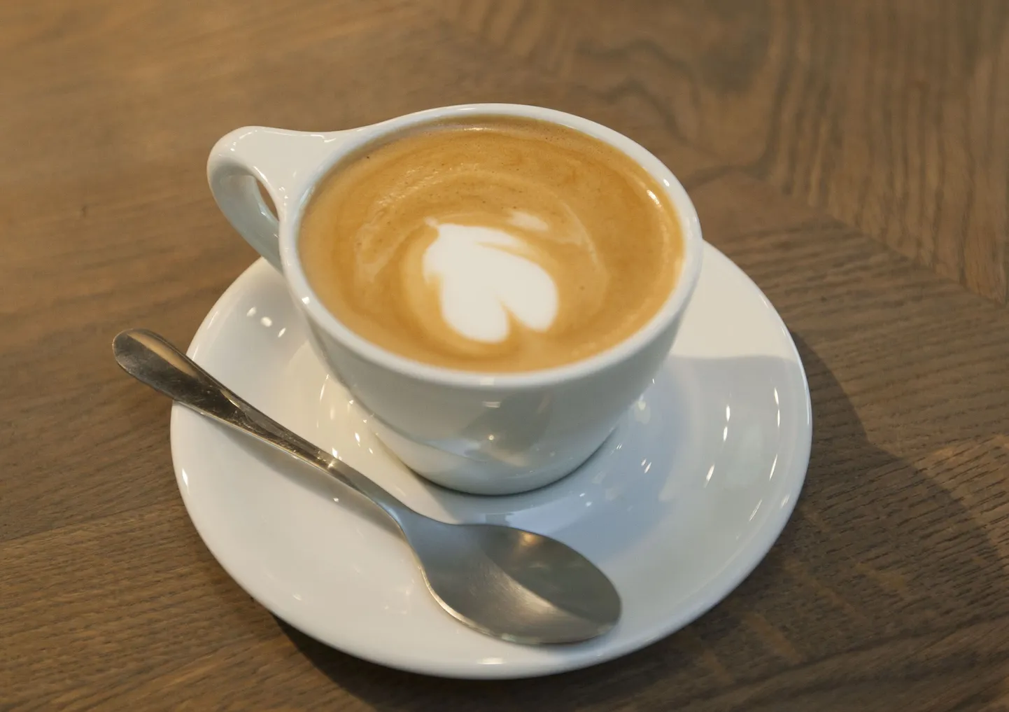 Caffeine'i flat white.